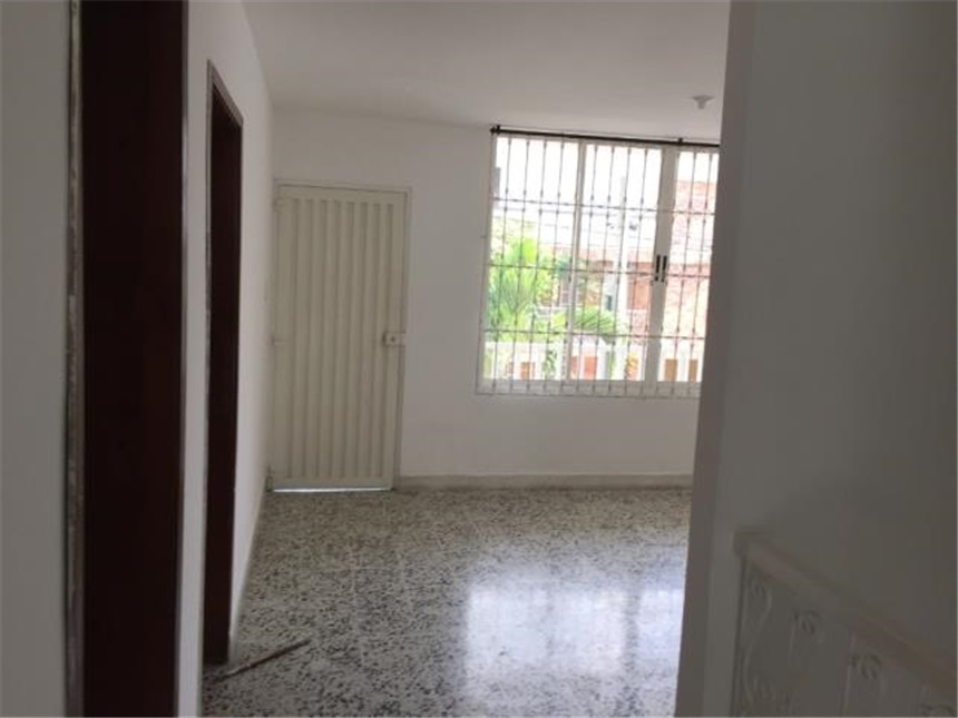 Casa de 7 alcobas en venta en Nuevo Sotomayor, Bucaramanga, 400 m² · foto 10 de 19