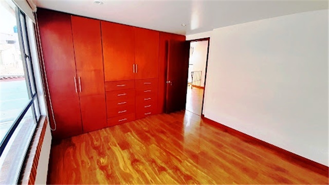 Casa de 5 alcobas en venta en Pueblo Viejo, Cota, 233 m² · foto 13 de 23