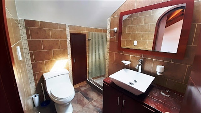 Casa de 5 alcobas en venta en Pueblo Viejo, Cota, 233 m² · foto 17 de 23