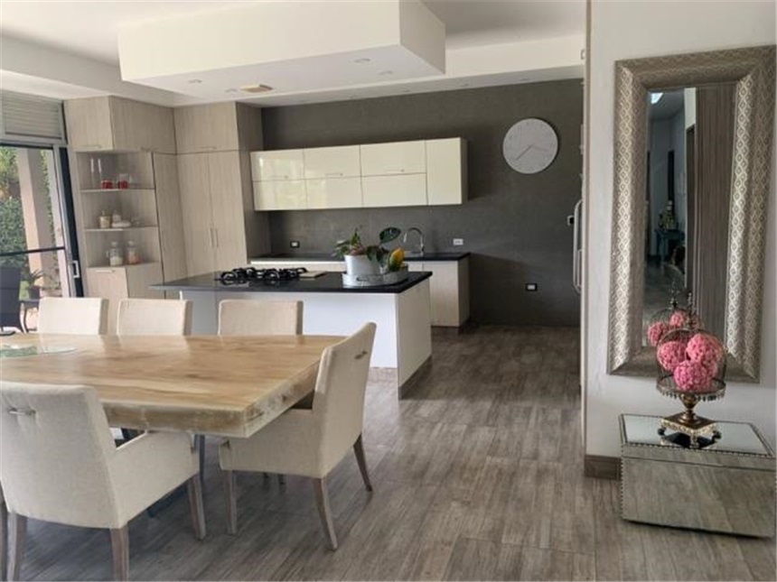 Casa de 4 alcobas en venta en Alfaguara, Jamundí, 1125 m² · foto 5 de 21