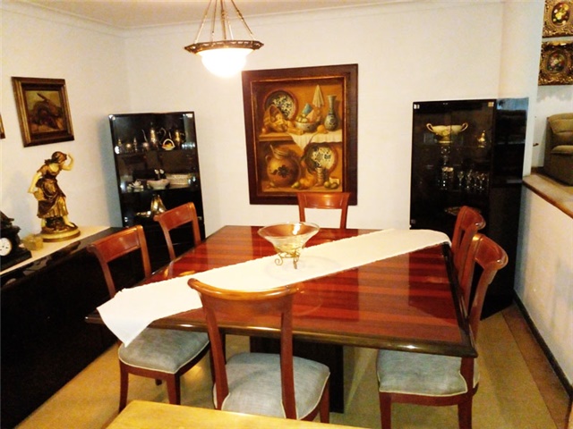 Casa de 3 alcobas en venta en El Diamante 2, Medellín, 229 m² · foto 5 de 20