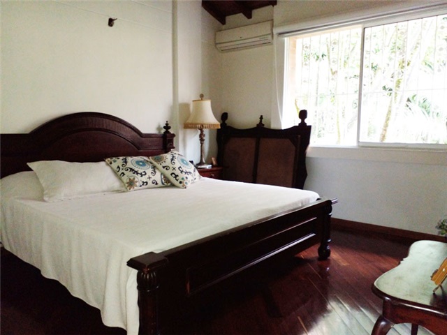 Casa de 3 alcobas en venta en El Diamante 2, Medellín, 229 m² · foto 14 de 20