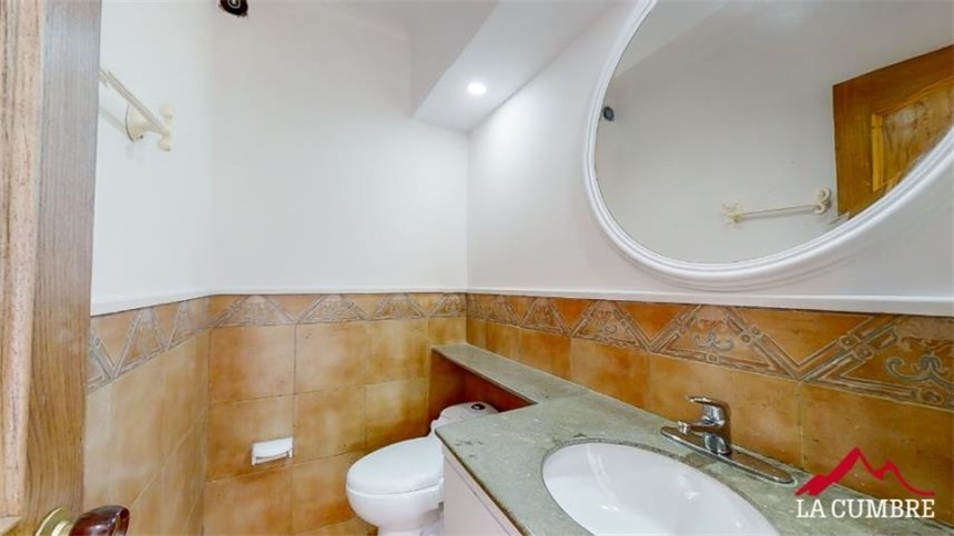 Casa de 5 alcobas en venta en Loma Del Indio, Medellín, 274 m² · foto 7 de 24