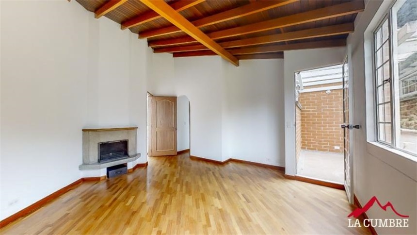 Casa de 5 alcobas en venta en Loma Del Indio, Medellín, 274 m² · foto 23 de 24
