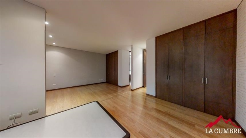 Apartamento de 3 alcobas en venta en Gerona, Medellín, 270 m² · foto 13 de 15