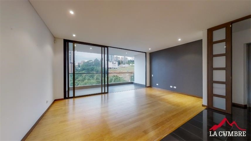 Apartamento en venta en Gerona, Medellín 2