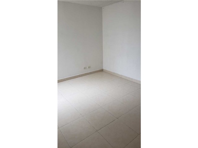 Apartamento de 2 alcobas en venta en Cencar- Yumbo, Cali, 50 m² · foto 3 de 21