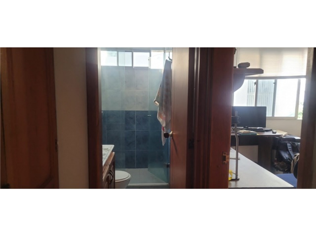 Apartamento de 3 alcobas en venta en Manga, Cartagena, 129 m² · foto 8 de 10
