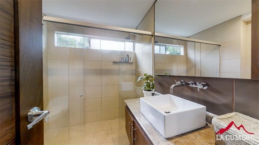 Casa de 3 alcobas en venta en Las Palmas, Medellín, 158 m² · foto 19 de 20