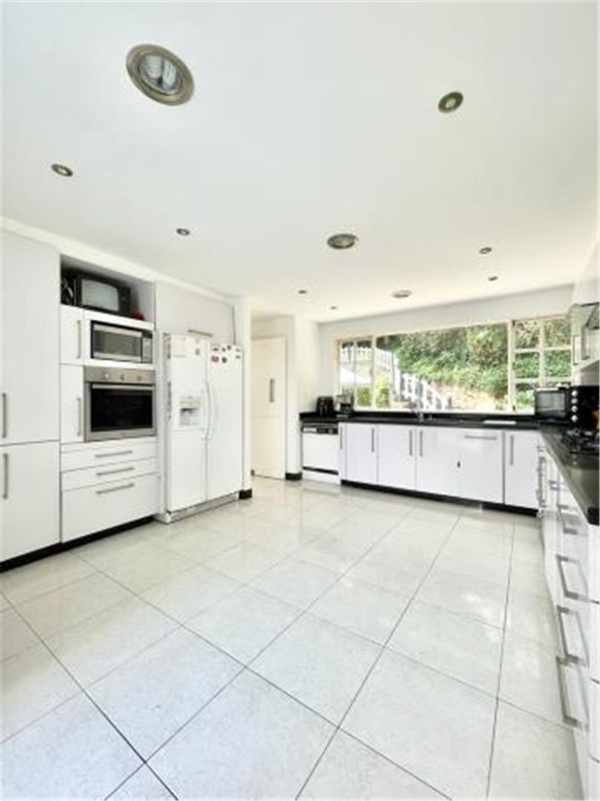Casa de 4 alcobas en venta en Cerros De Suba, Bogotá, 550 m² · foto 7 de 24