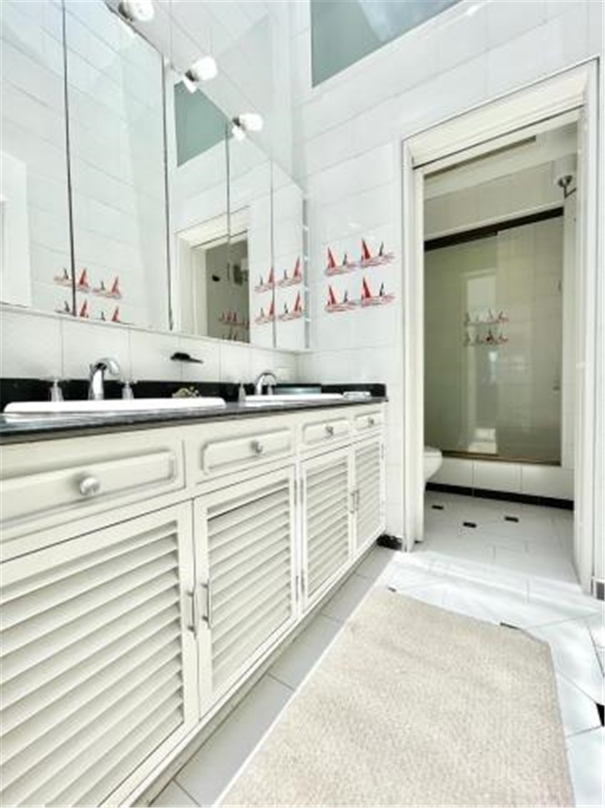 Casa de 4 alcobas en venta en Cerros De Suba, Bogotá, 550 m² · foto 16 de 24