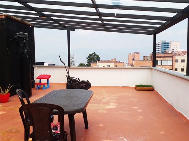 Apartamento de 3 alcobas en venta en Los Balsos No.2, Medellín, 177 m² · foto 19 de 20