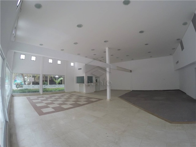 Local en Arriendo - Vista 4