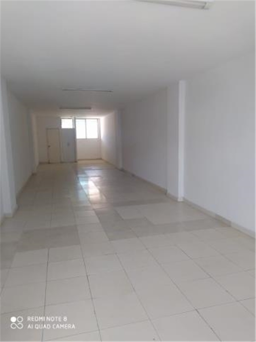 Local en Arriendo - Vista 2