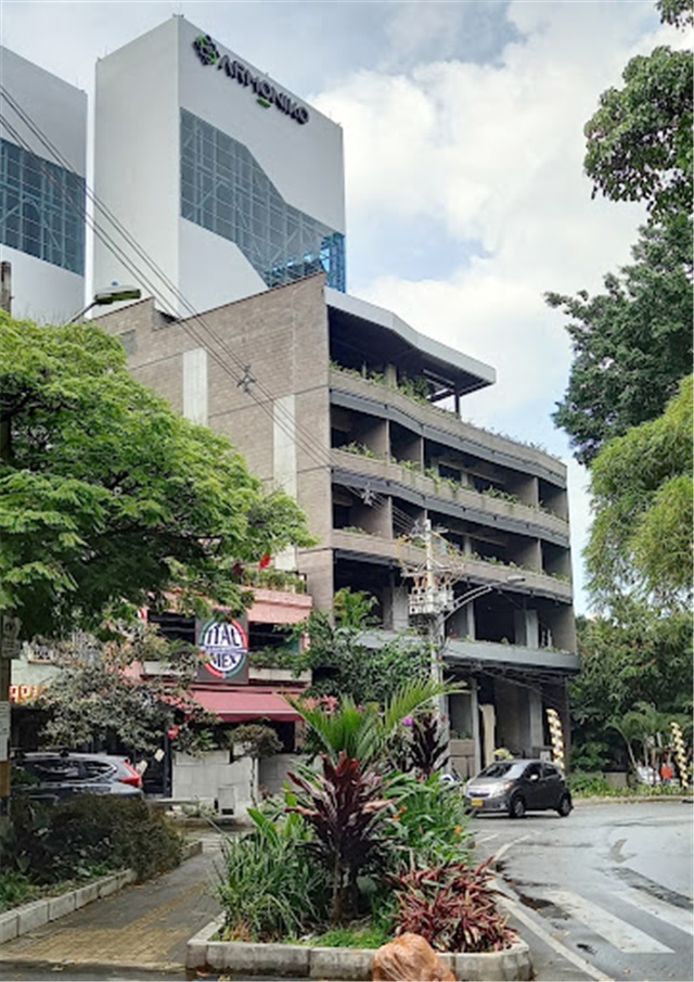 Local en Arriendo - Vista 2