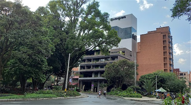 Local en arriendo en Laureles, Medellín, 250 m² · foto 2 de 22