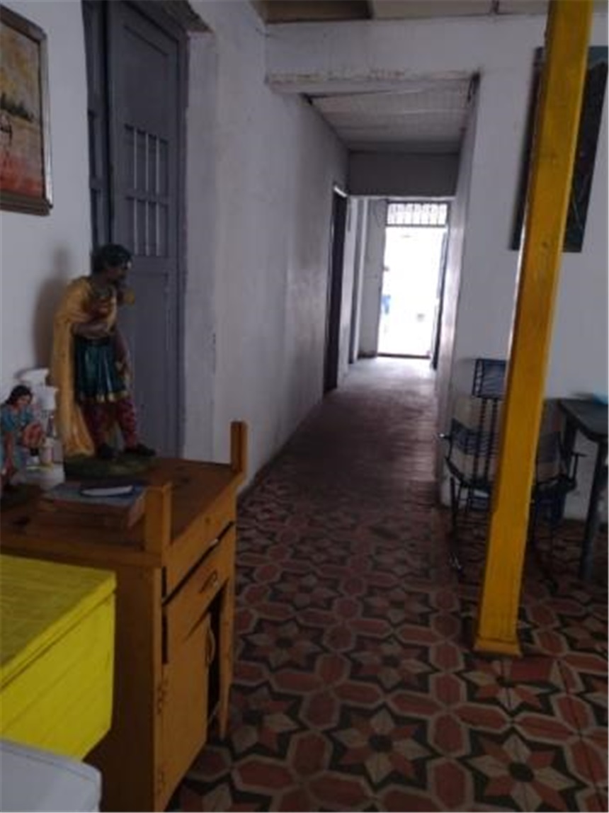 Edificio en venta en Centro, Cúcuta, 373 m² · foto 2 de 9