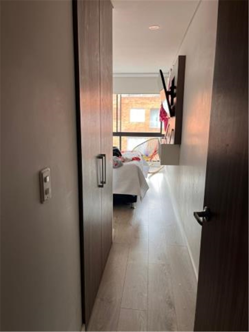 Apartamento en venta en Las Villas, Bogotá · foto 5 de 23