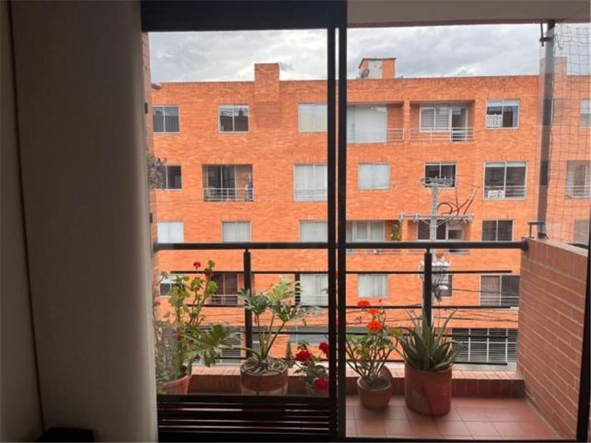 Apartamento en venta en Las Villas, Bogotá · foto 7 de 23