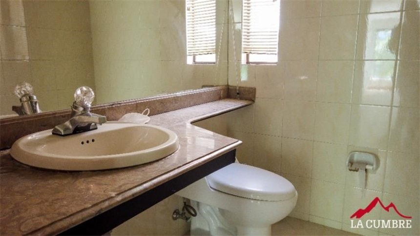 Casa de 3 alcobas en venta en Versalles No.2, Medellín, 400 m² · foto 6 de 22