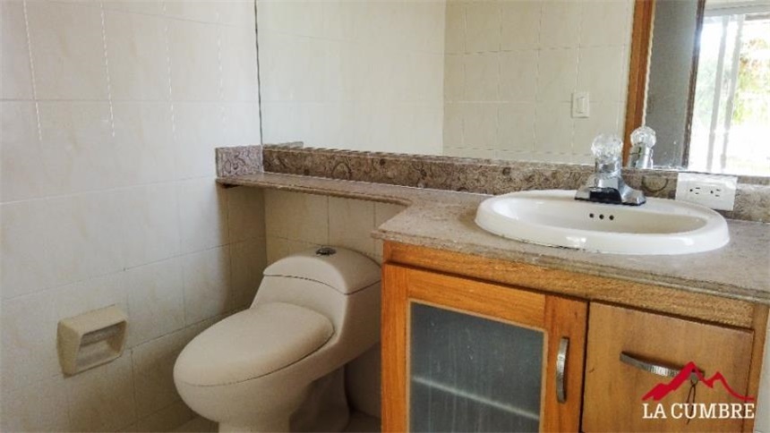 Casa de 3 alcobas en venta en Versalles No.2, Medellín, 400 m² · foto 11 de 22