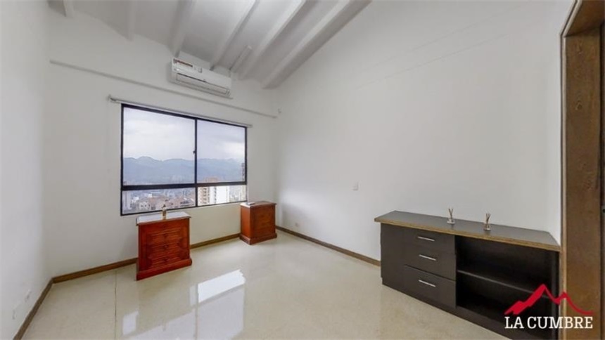 Apartamento de 4 alcobas en venta en Oriente, Medellín, 212 m² · foto 13 de 22