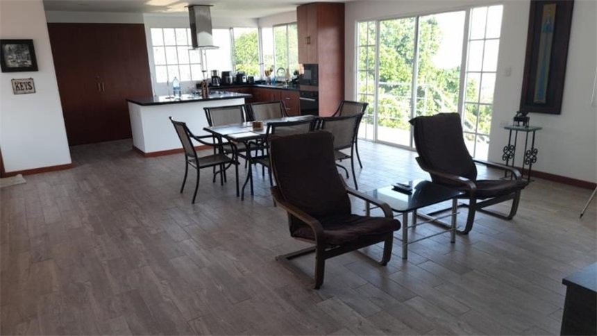 Casa en venta en Ruitoque, Girón, 445 m² · foto 10 de 22