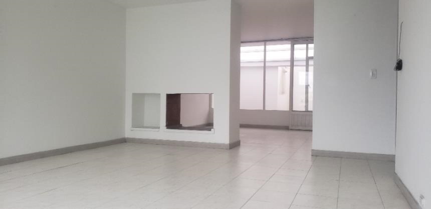 Casa en venta en Quirinal, Bogotá · foto 4 de 24