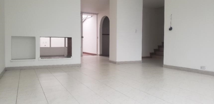 Casa en venta en Quirinal, Bogotá · foto 5 de 24
