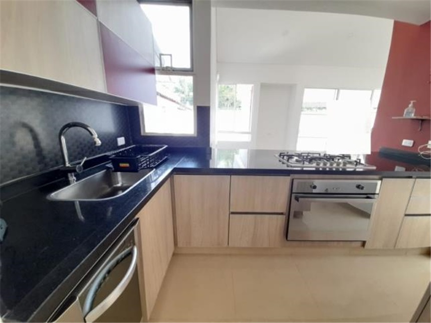 Casa de 3 alcobas en venta en El Castillo, Jamundí, 200 m² · foto 5 de 16