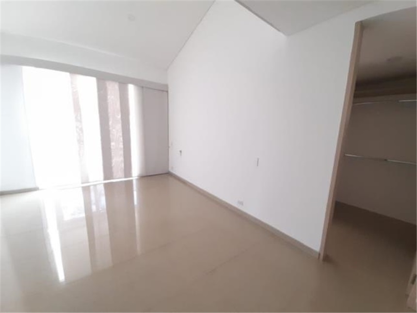 Casa de 3 alcobas en venta en El Castillo, Jamundí, 200 m² · foto 2 de 16