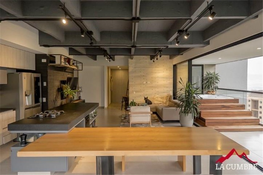 Apartamento de 2 alcobas en venta en Loma De Las Brujas, Envigado, 189 m² · foto 4 de 11