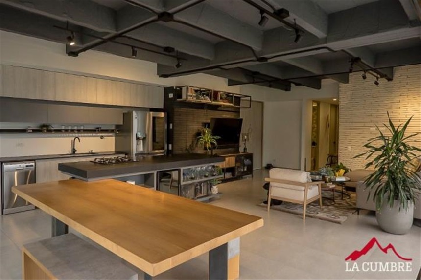 Apartamento de 2 alcobas en venta en Loma De Las Brujas, Envigado, 189 m² · foto 6 de 11