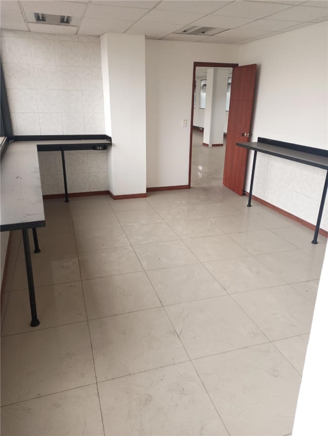 Oficina en Venta - Más