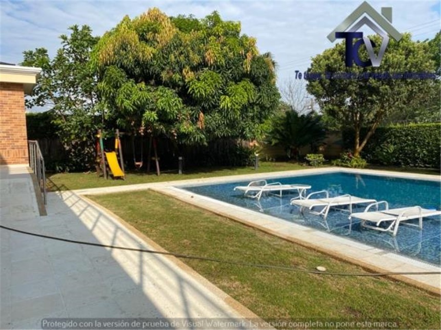 Casa de 5 alcobas en venta en Anillo Vial, Floridablanca, 460 m² · foto 10 de 11