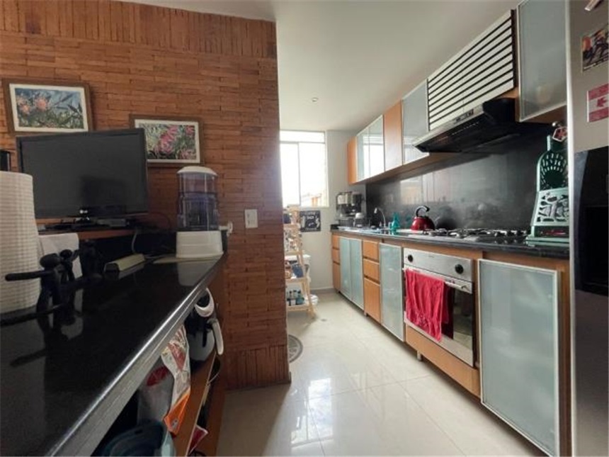 Piso – Bogotá D.C., Santa Bárbara, Localidad Usaquén - Más