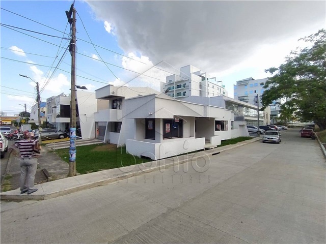 Casa en arriendo en La Castellana, Montería · foto 2 de 24