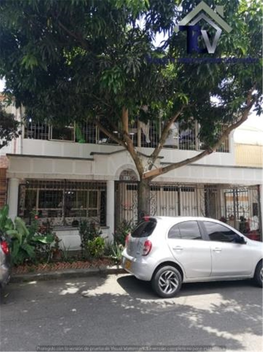 Casa de 7 alcobas en venta en Provenza, Bucaramanga, 250 m² · foto 2 de 20