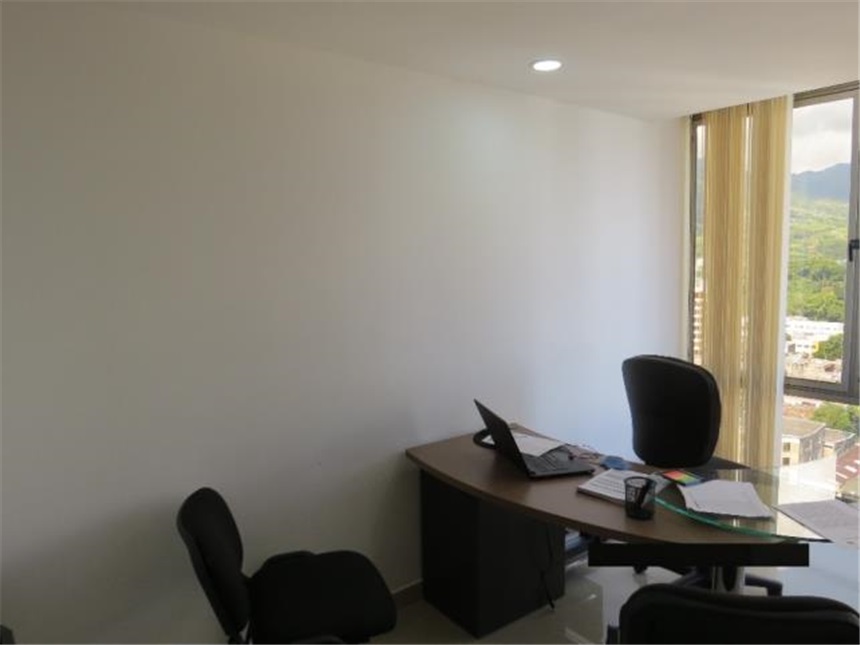 Oficina en Arriendo - Más