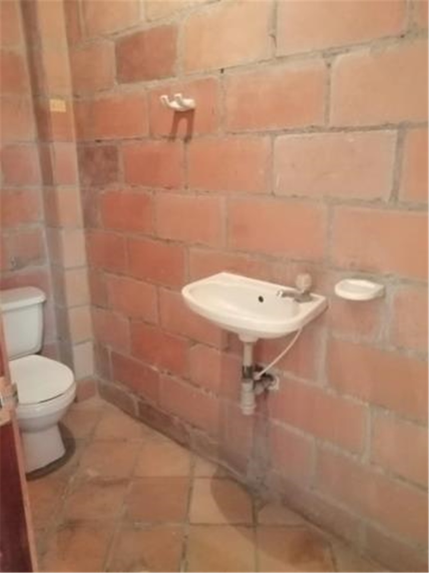 Bodega en venta en San Rafael, Bucaramanga, 550 m² · foto 9 de 10