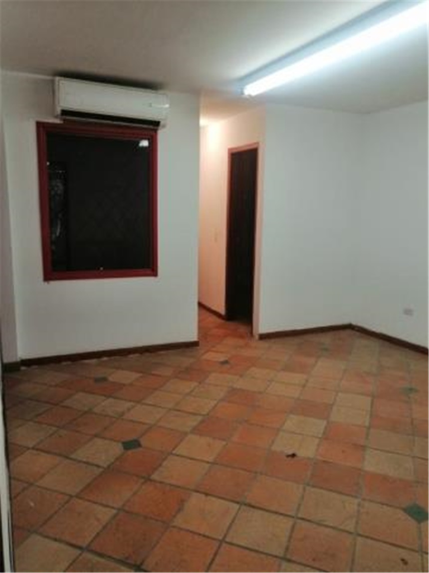 Bodega en venta en San Rafael, Bucaramanga, 550 m² · foto 7 de 10