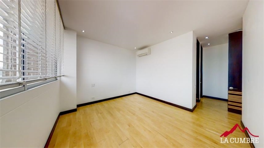 Apartamento de 4 alcobas en arriendo en Castropol, Medellín, 389 m² · foto 16 de 24
