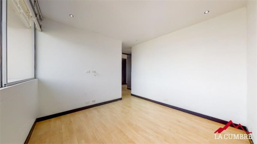 Apartamento de 4 alcobas en arriendo en Castropol, Medellín, 389 m² · foto 12 de 24