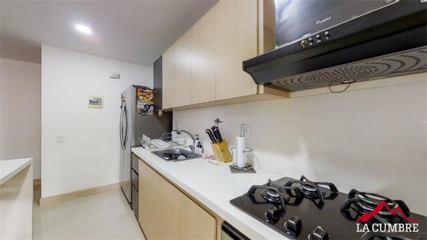 Apartamento de 3 alcobas en arriendo en Loma Del Indio, Medellín, 115 m² · foto 8 de 22