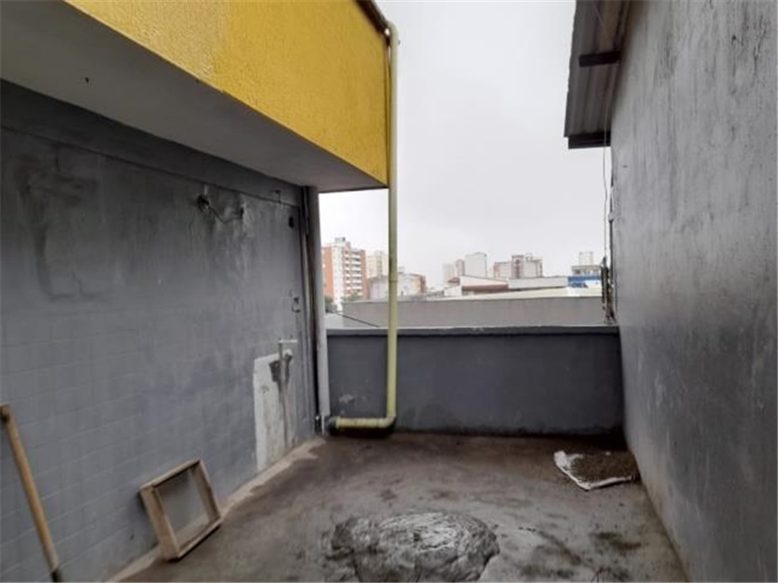 Local en Arriendo - Más