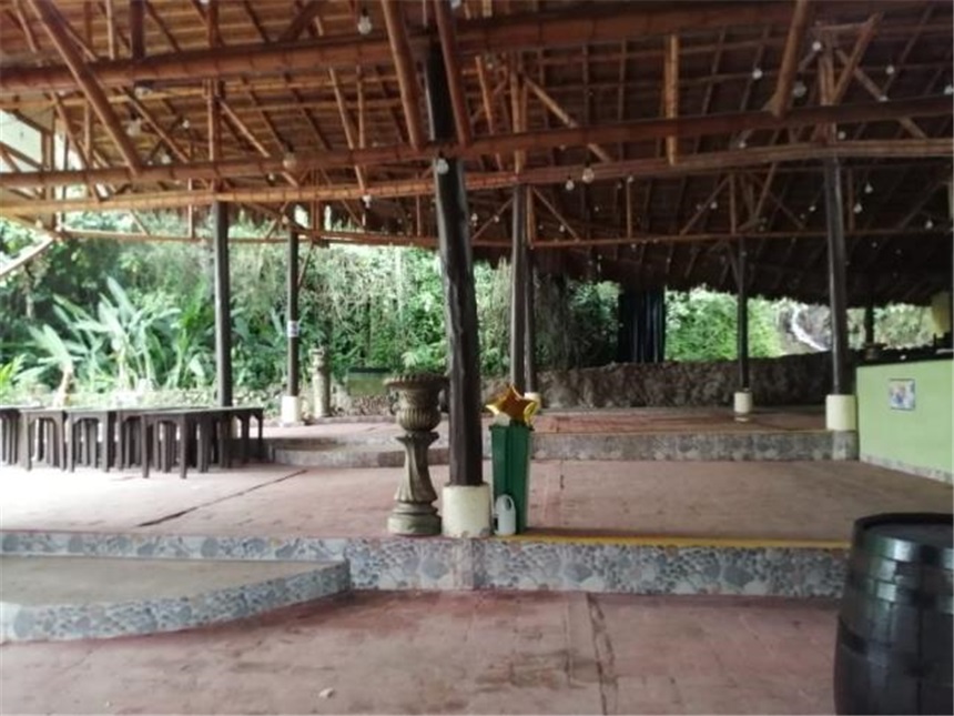 Local en venta en La Florida, Pereira, 2000 m² · foto 5 de 11