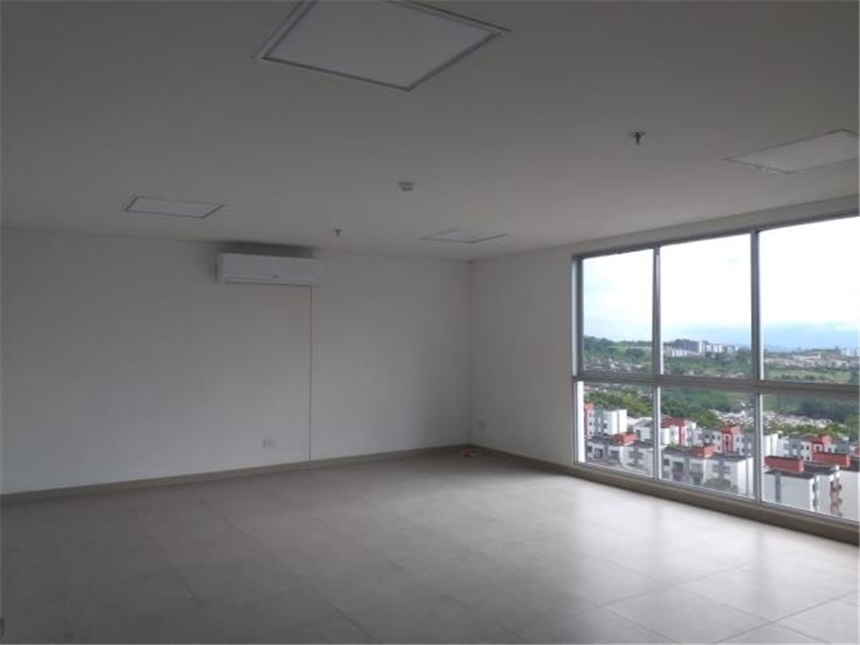 Oficina en arriendo en Alamos, Pereira, 48 m² · foto 3 de 6