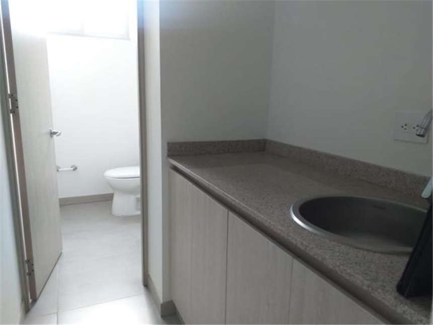 Oficina en arriendo en Alamos, Pereira, 48 m² · foto 6 de 6