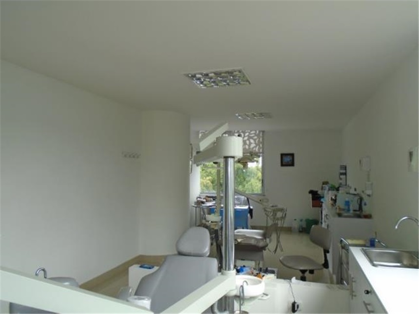 Consultorio en arriendo en Los Alpes, Pereira, 25 m² · foto 2 de 5