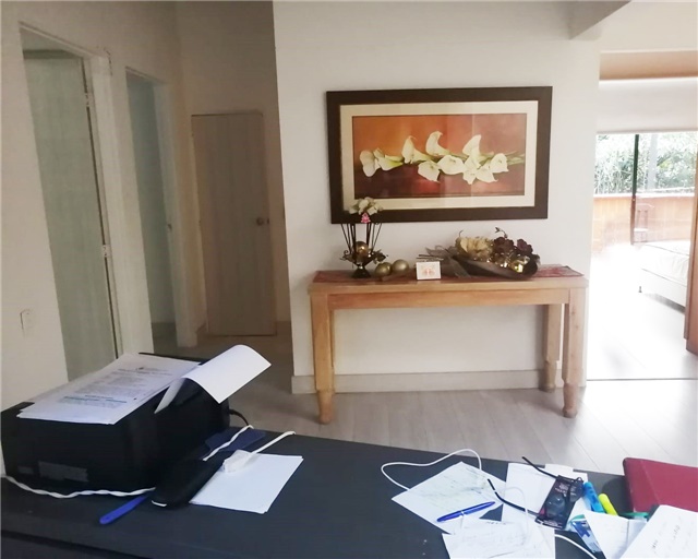 Casa de 5 alcobas en venta en El Tesoro, Medellín, 270 m² · foto 8 de 14